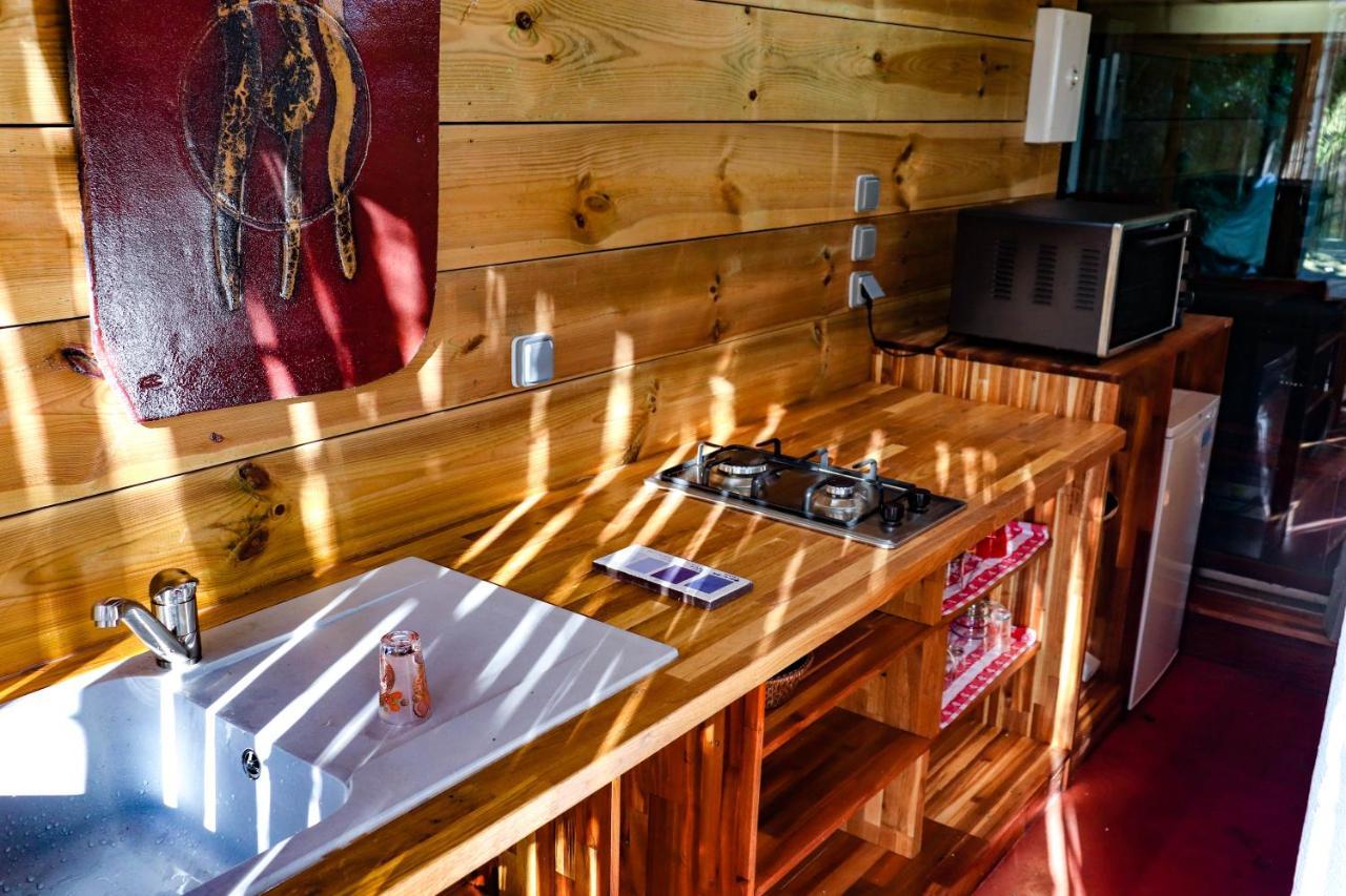 Le Tuit Tuit Hotel Petite-Ile Luaran gambar