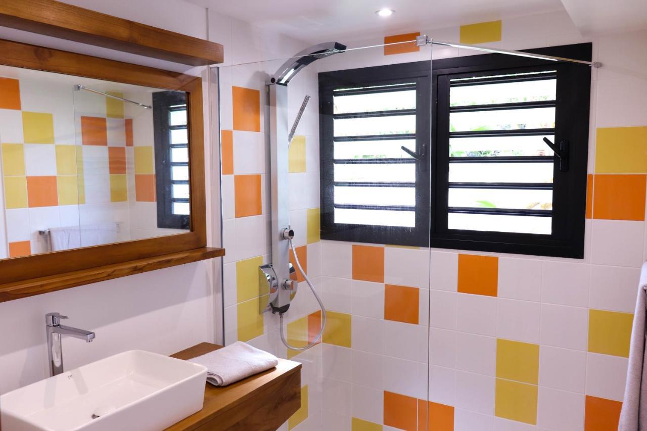 Le Tuit Tuit Hotel Petite-Ile Luaran gambar