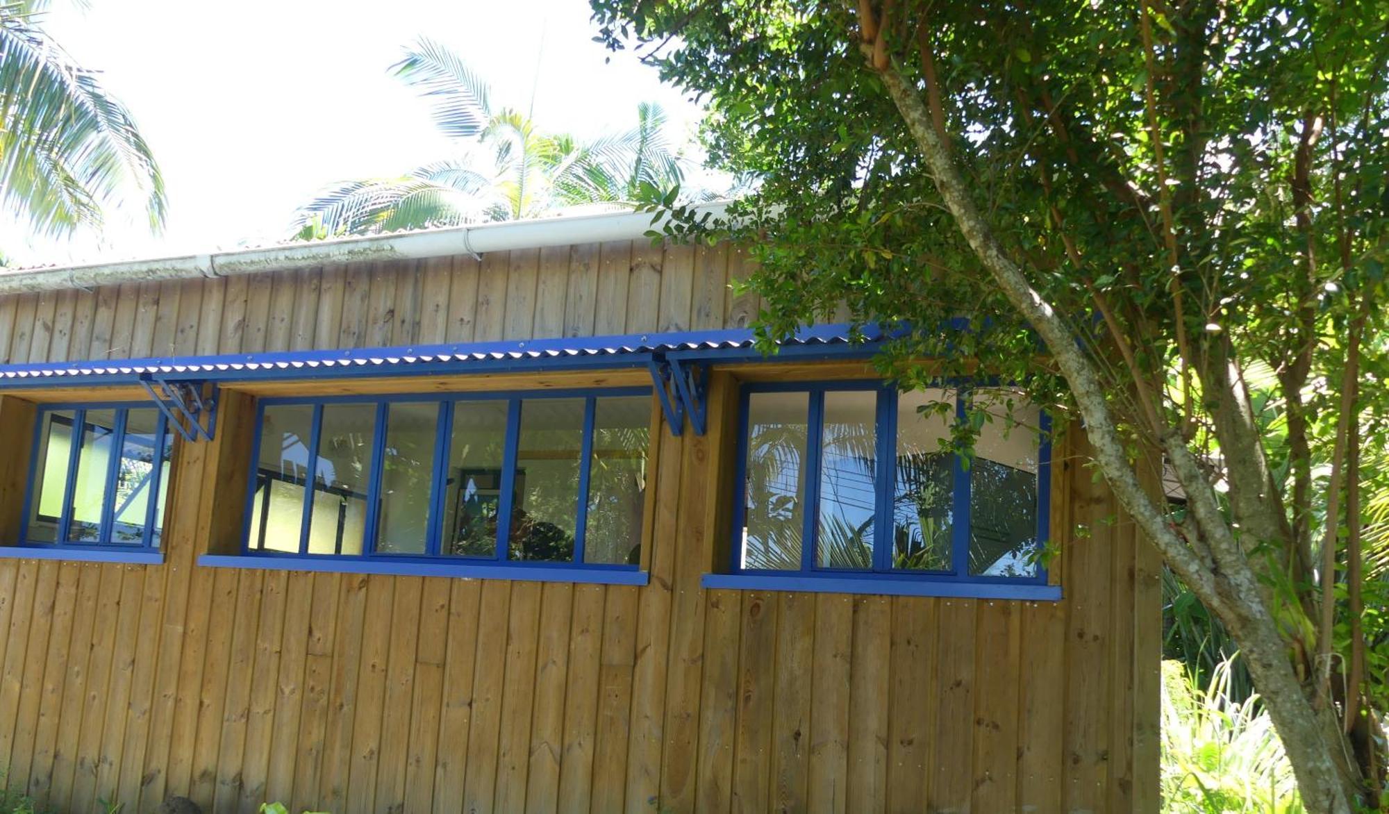 Le Tuit Tuit Hotel Petite-Ile Luaran gambar